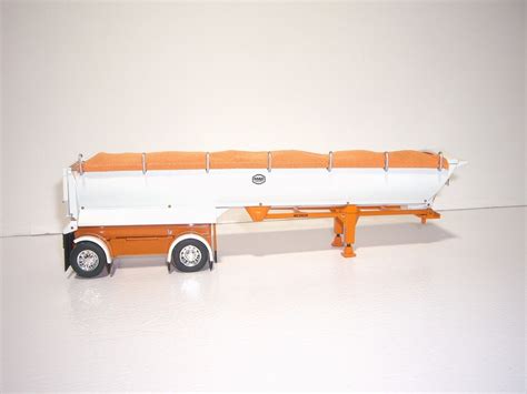 Dcp First Gear White Peterbilt With Sleeper Spread Axle Mac