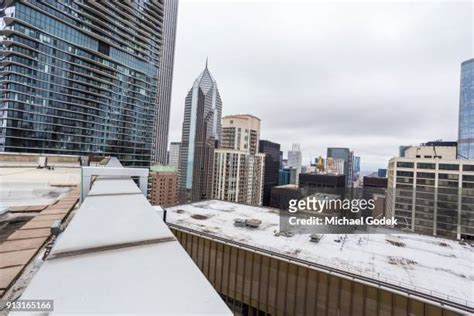 Rooftop Ledge Photos and Premium High Res Pictures - Getty Images