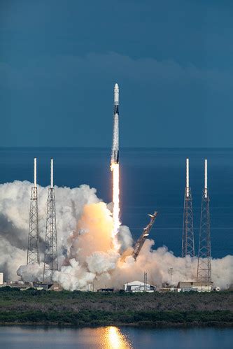 KSC 20190725 PH KLS01 0050 A SpaceX Falcon 9 Rocket Lifts Flickr