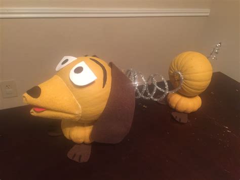 Slinky Dog Pumpkin Toystory Pumpkindecoratingideas Toy Story