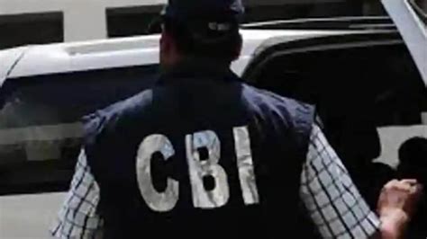 Cbi Files Charge Sheet Against Ex Abg Shipyard Chief In ₹23k Cr Bank