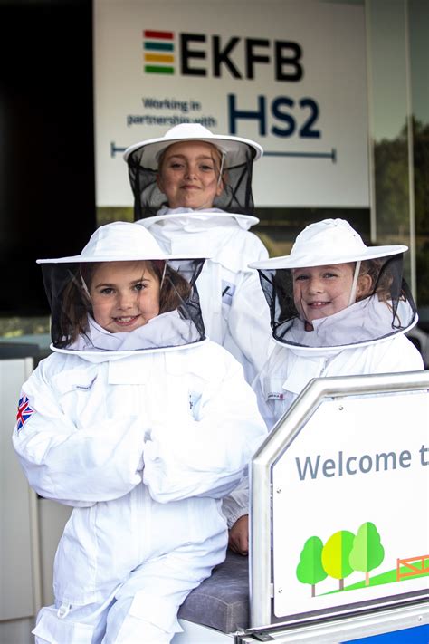 Pupils From The Radstone Primary School On Hs2 Site With Great British