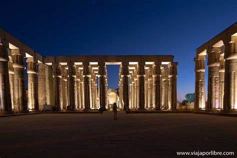 Visitar el templo de Luxor de noche (El Egipto de los faraones)