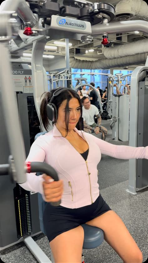 Alessandra Cruz (@alessandraxox0) • Instagram photos and videos