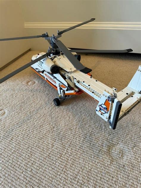 Lego Technic Heavy Lift Helicopter New Condition Pre Built