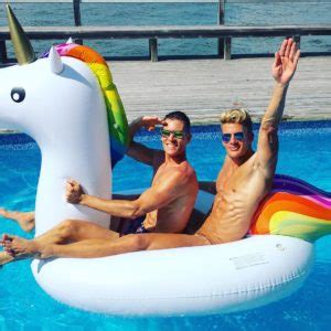 11 Adorable InstaTravel Gay Couples Weekly Wanderlust 16