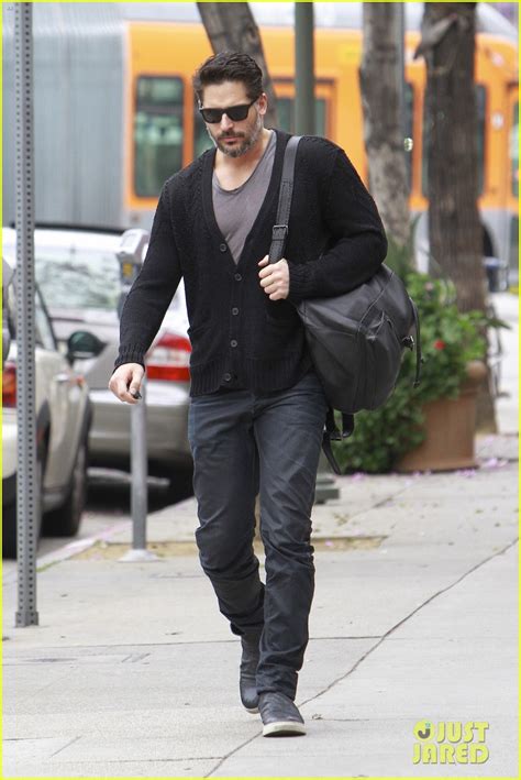 Sofia Vergara Reese Witherspoon S Upcoming Film Hot Pursuit Gets New Poster Photo