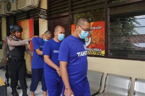 Tersangka Kasus Pencurian Pt Sung Chang Dibekuk Ini Tampang Ketiganya