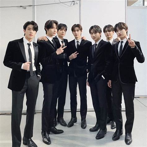 pin   group  nice meeting  kpop