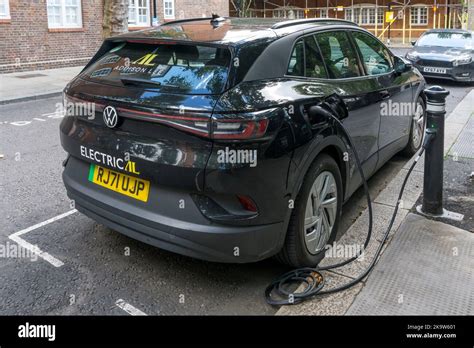 Addison Lee Electric Vehicles Images Merla Linette