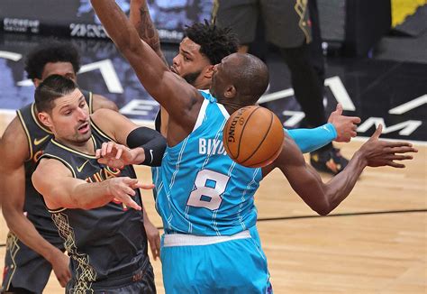 Balanced Scoring Bulls Blitz Hornets Inquirer Sports