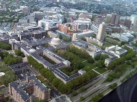 Massachusetts Institute Of Technology Mit Etudes à Létranger