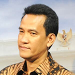 Refly Harun - Age, Family, Bio | Famous Birthdays