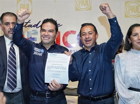 Enrique Vargas Se Registra Como Precandidato Del PAN Al Senado