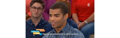 Photo Lundi Octobre Le Danseur Brahim Zaibat Tait Invit Sur Le