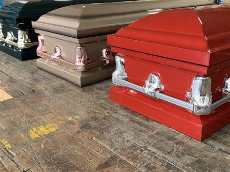 What Is An Open Casket Funeral And How Common Are They? – Titan Casket