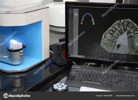 Fabrication Dental Crowns Dentures Made Ceramic Scanning Plaster Casts Teeth Stock Photo by ...