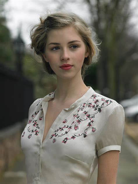 Mujeres Ojos Azules Hermione Corfield Cara Retrato Pantalla De