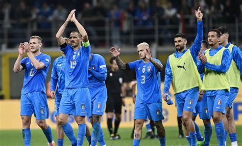 Italia La Nazionale Presenta Il Nuovo Logo 🎥 Calcio News 24