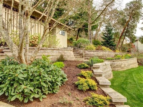 Small Hilly Garden Ideas