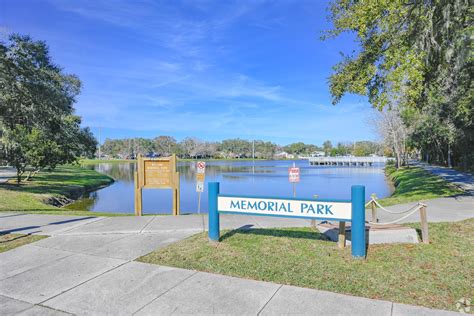 About Town Park | Schools, Demographics, Things to Do - Homes.com