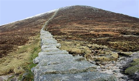 Highest Mountains In Northern Ireland - WorldAtlas