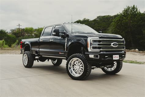 2023 FORD F350 LIMITED