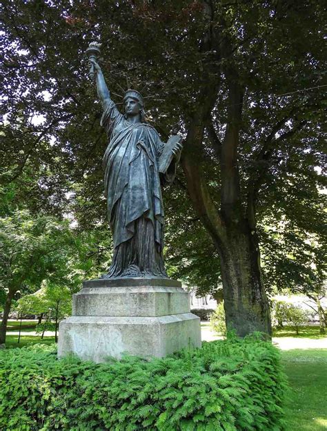 7 Places To See Replicas Of The Statue Of Liberty In Paris (+ a Map to ...