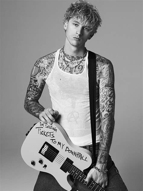 Machine Gun Kelly Announces 2021 North American Tour