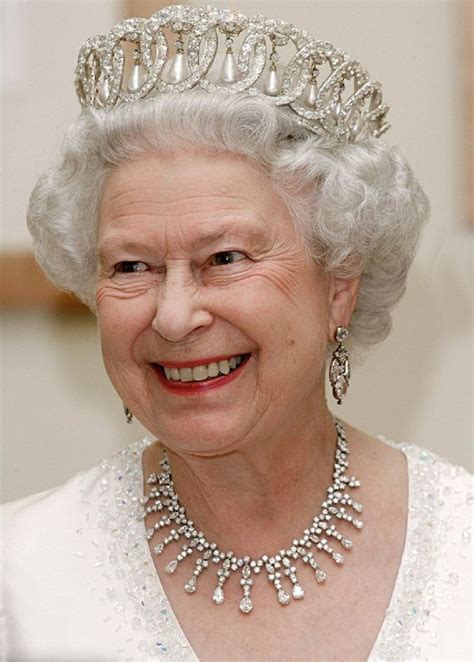 Queen Elizabeth II | Know Your Meme