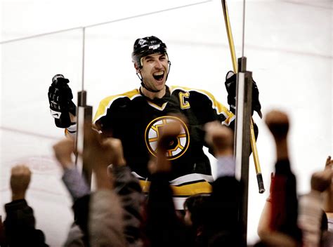 Longtime NHL defenseman Zdeno Chara, 45, retires as Bruin