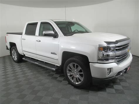 Pre Owned 2017 Chevrolet Silverado 1500 4WD Crew Cab 143 5 High Country