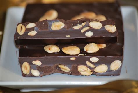 Turron De Chocolate Con Almendras Chez Silvia