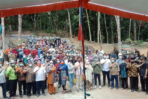 Bupati Kubu Raya Resmikan Desa Wisata Sungai Deras ANTARA News