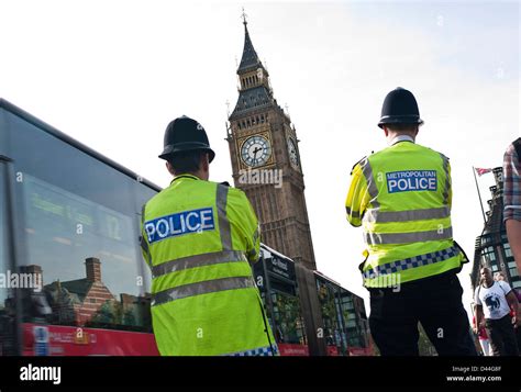 Officer Officers Officers Helmets Hi Res Stock Photography And Images