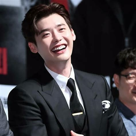 Lee Jong Suk Cute Lee Jung Suk Asian Actors Korean Actors Pretty