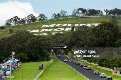 Mount Panorama Circuit Photos and Premium High Res Pictures - Getty Images