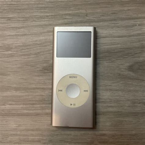 Apple Ipod Nano 2nd Generation A1199 2gb Silver Mp3 Player Ebay