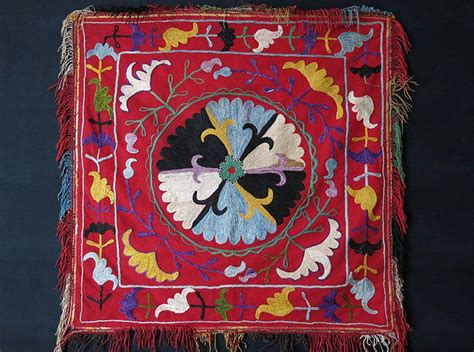 Uzbek embroidery - types and meaning - Alesouk