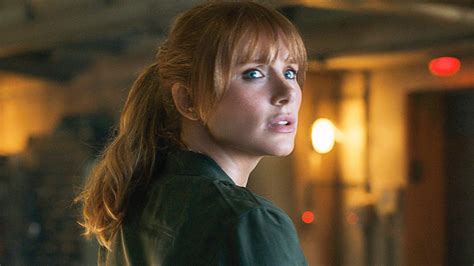 I Was At A Great Disadvantage Bryce Dallas Howard Says Jurassic