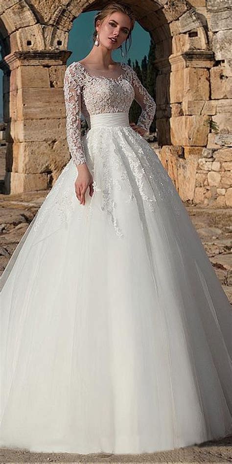 Pin by Thalia Gutiérrez Cantero on noviia Aline wedding dress