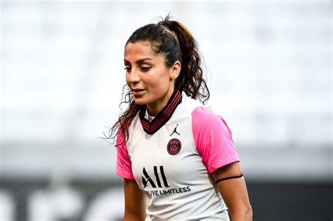 Nadia Nadim Escape To Victory Meet Nadia Nadim Scandinavian