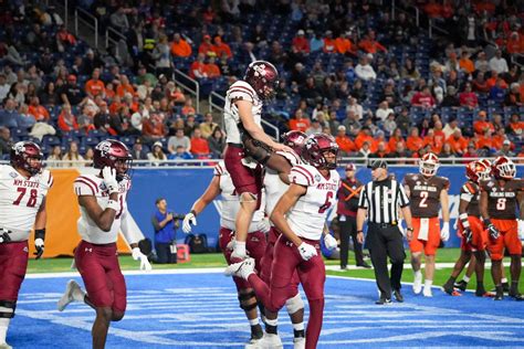 New Mexico State Holds Off Bowling Green In The Quick Lane Bowl Four