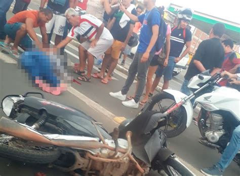 Mulher Morre Ao Cair De Moto E Ser Atropelada Por Nibus