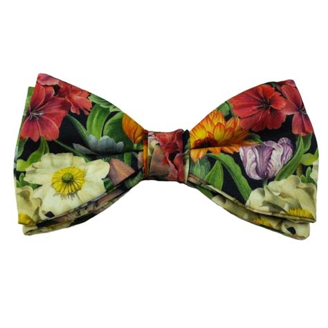 Van Buck Melody Blooms Flower Pattern Men S Bow Tie Made With Liberty