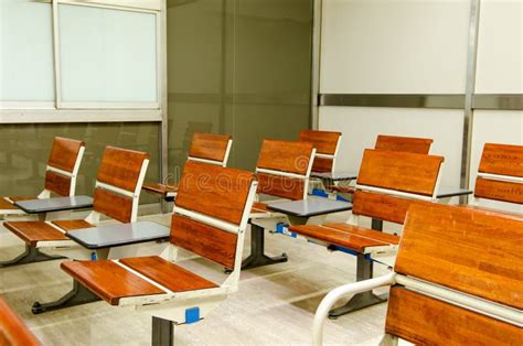 134 Train Station Seats Waiting Area Stock Photos Free And Royalty Free