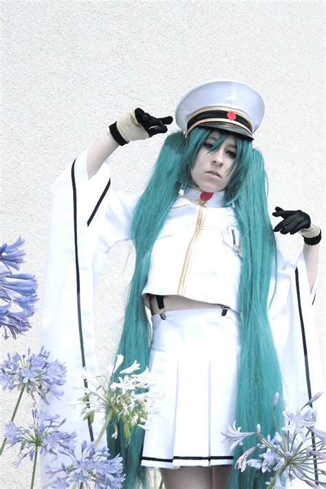 Hatsune Miku - Senbonzakura by AkumaNekoLMD on DeviantArt