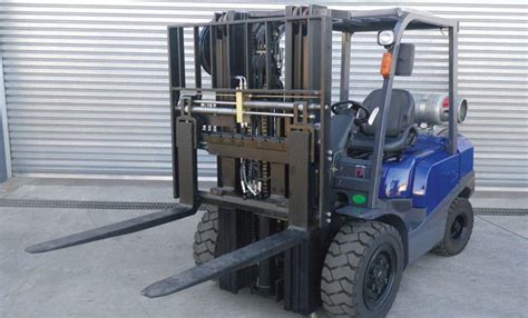 Fork Positioners | Forklift Attachments - IndustrySearch Australia