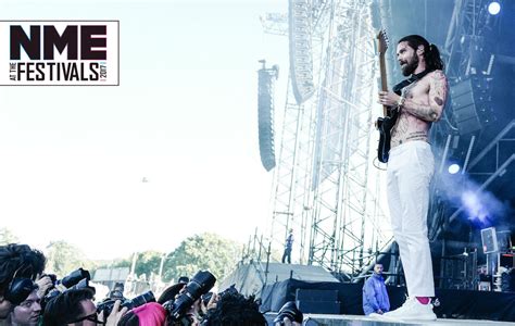 Biffy Clyro Call Glastonbury One Of The Most Positive Places In The