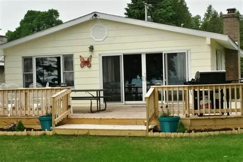 Lake Michigan Vacation Rentals, Cabin Rentals, Lake Houses | Vacasa